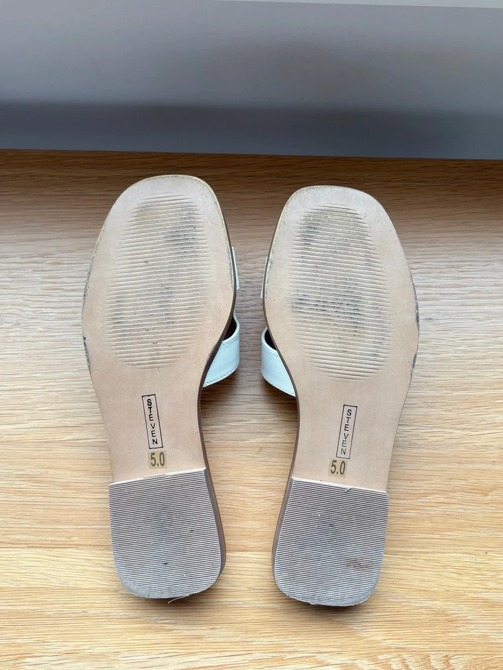 Steve Madden White Leather Slide Sandals